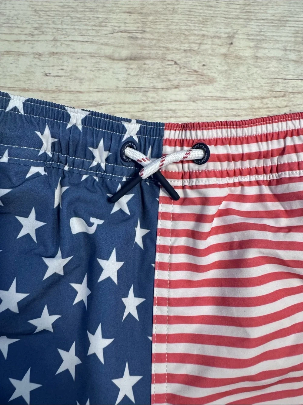 📌EC • Vineyard Vines • Boys • Split Stars & Stripes Swim Shorts